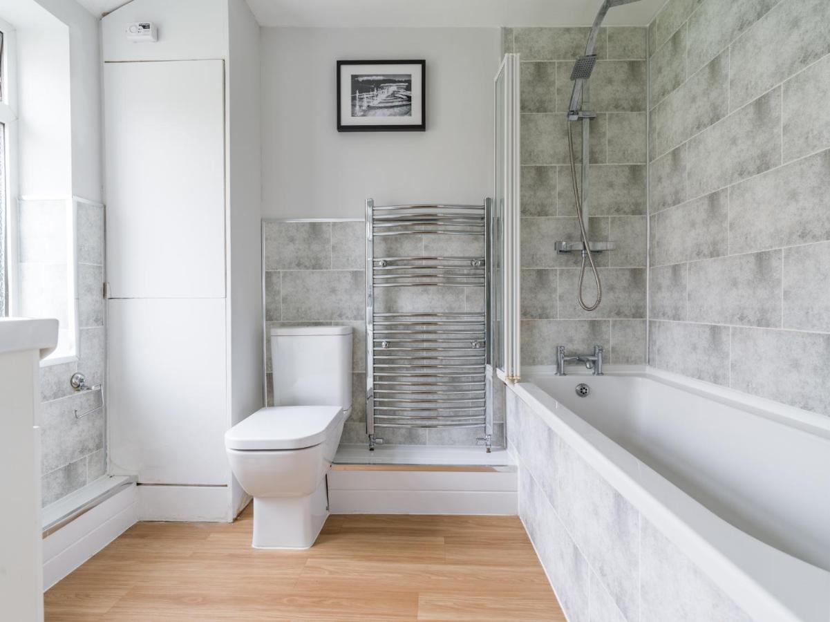 Haw Thorn House - 2 Bedroom, Ashington, Northumberland Ashington  Bagian luar foto